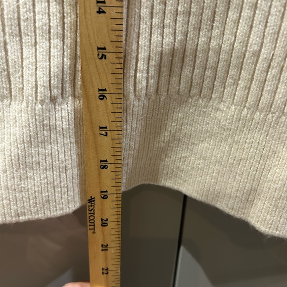 Zara Cream Ribbed Jacket with Blue Fur Collar - Picture 8 of 8